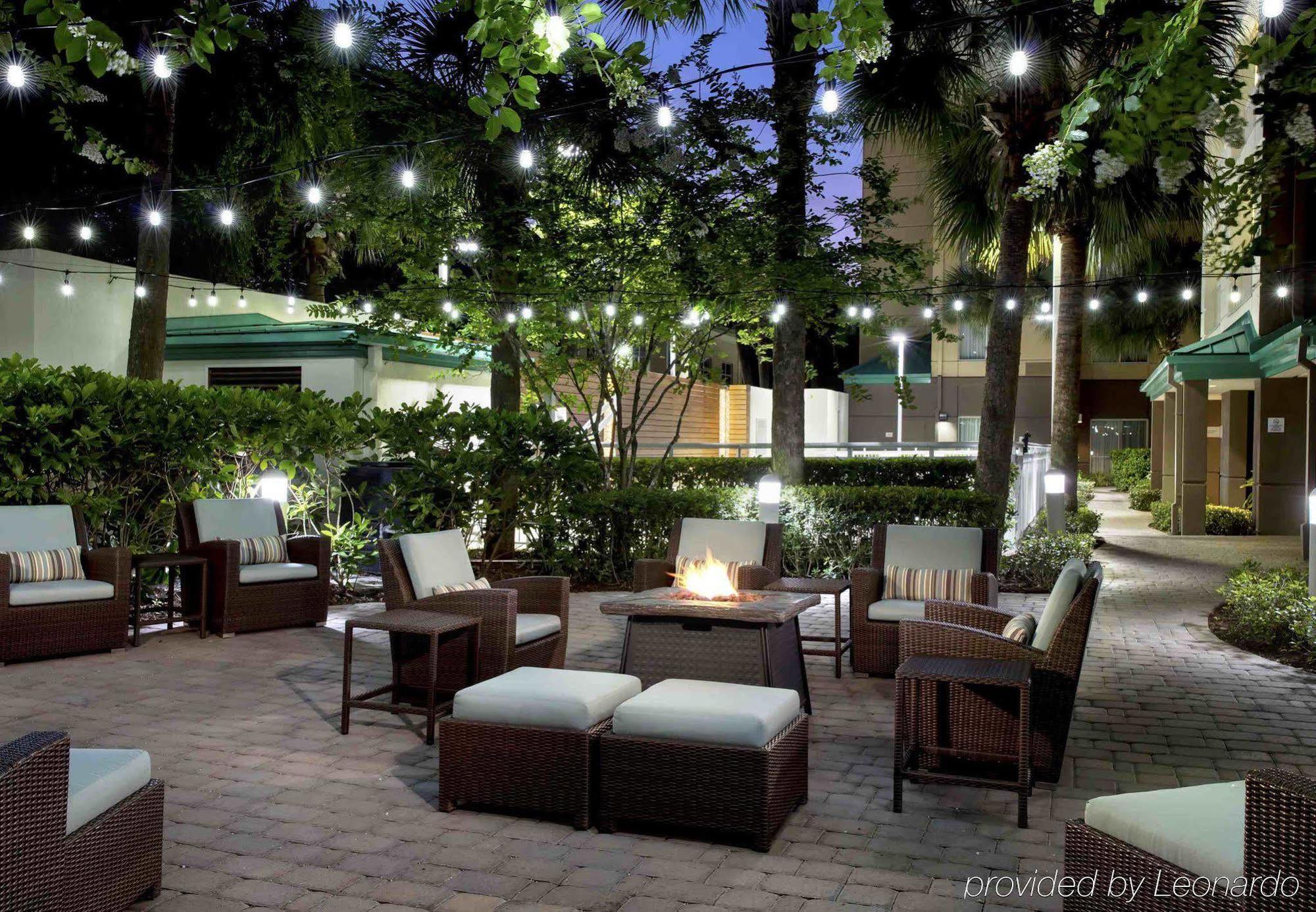 Hotel Courtyard By Marriott Orlando Downtown Exterior foto